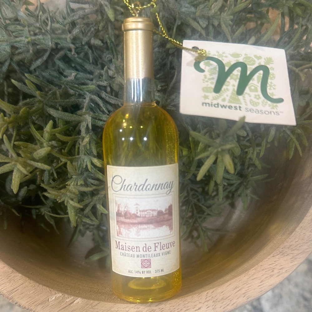 Chardonnay Wine Bottle ornament - NWT